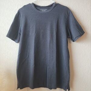 Banana Republic Men's Gray Stripe T-Shirt